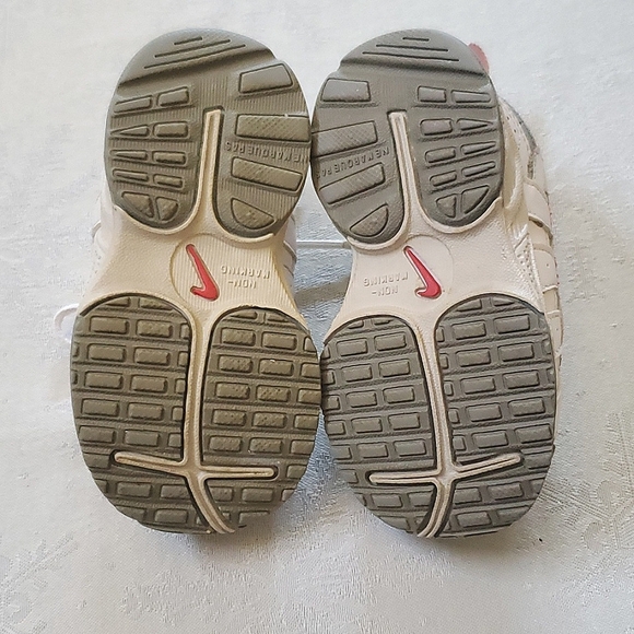 Nike White & Pink Sneakers Baby Girl Size 5C (See description) - Picture 8 of 8